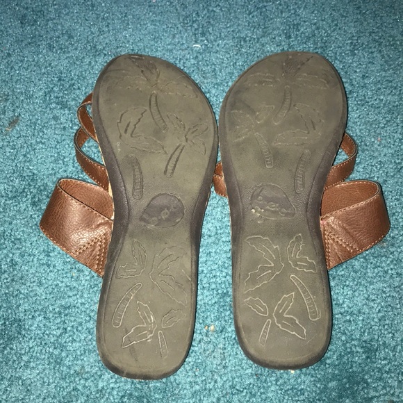 Sandals - Picture 3 of 3